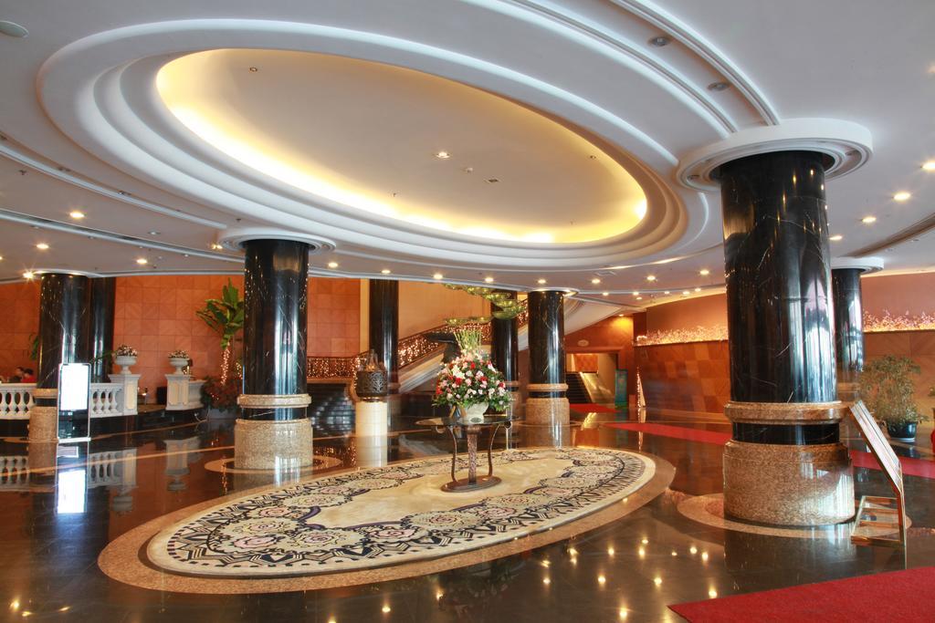 New Gloria Plaza Garden Hotel ฮาร์บิน ภายนอก รูปภาพ